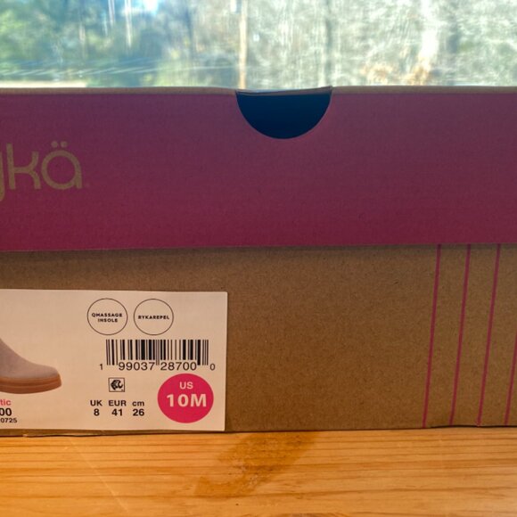 NWT Ryka Women's Vivie Ankle Bootie water repellant - Picture 2 of 9